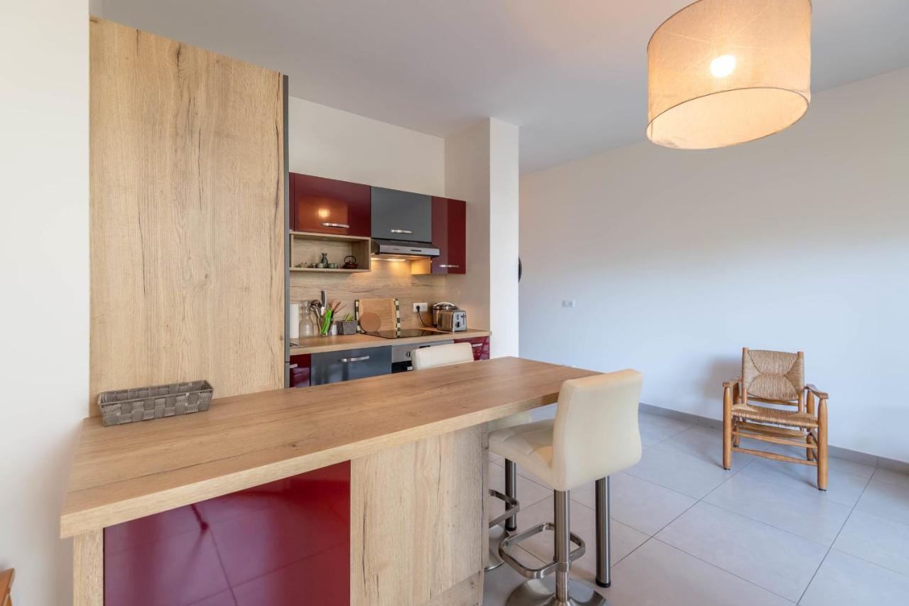 Charming Apartment With Balcony And Parking Near The Center Of Άννεσι Εξωτερικό φωτογραφία